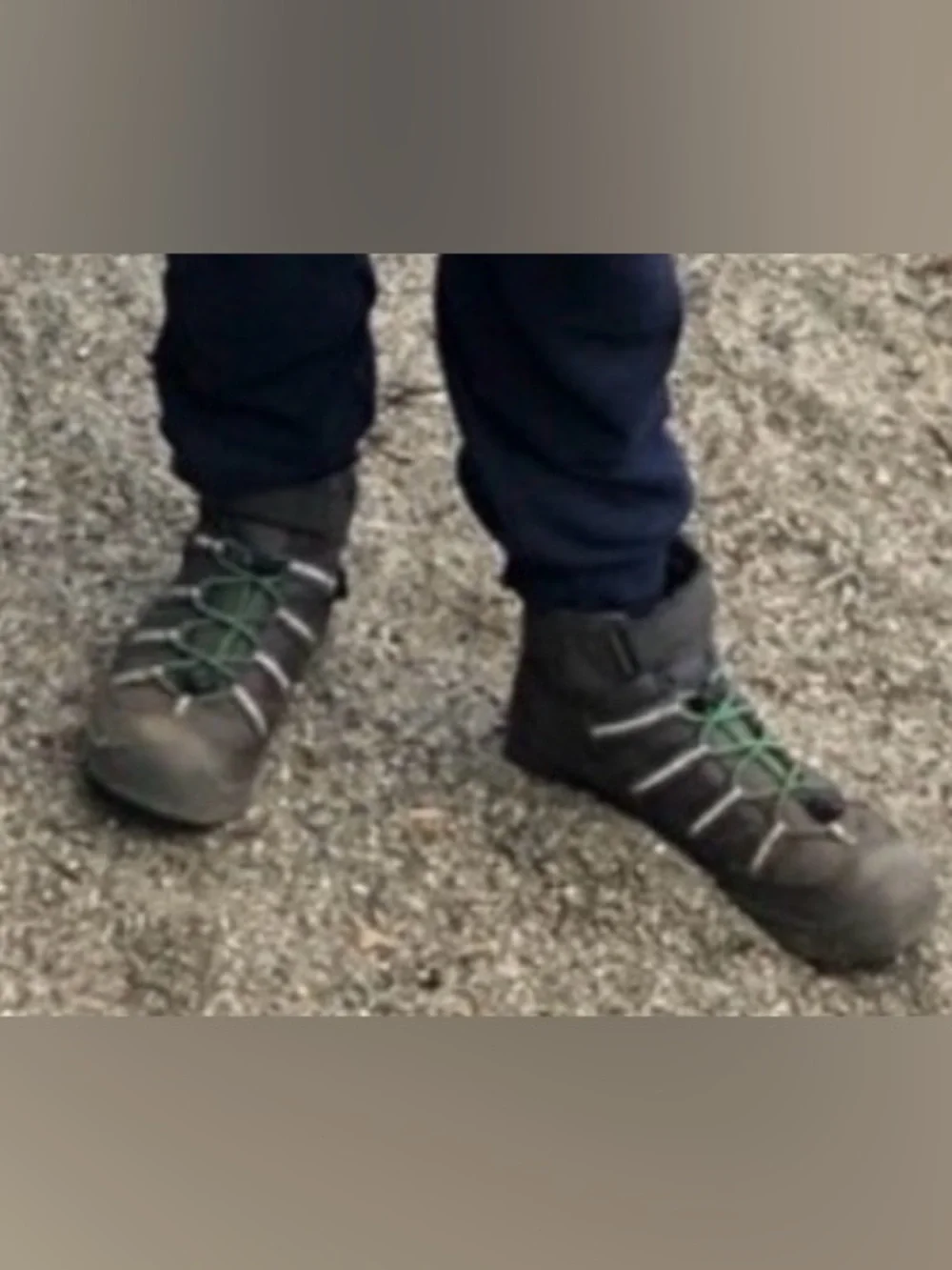 KIDS KEEN Waterproof Gray Hiking Boots - SIZE 4